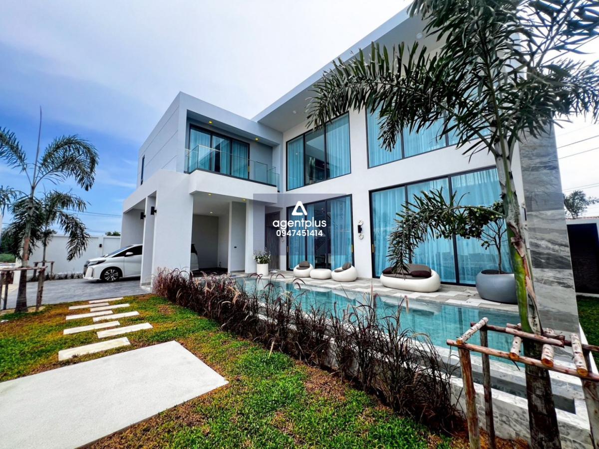 Layan-Bangsaray-Beach