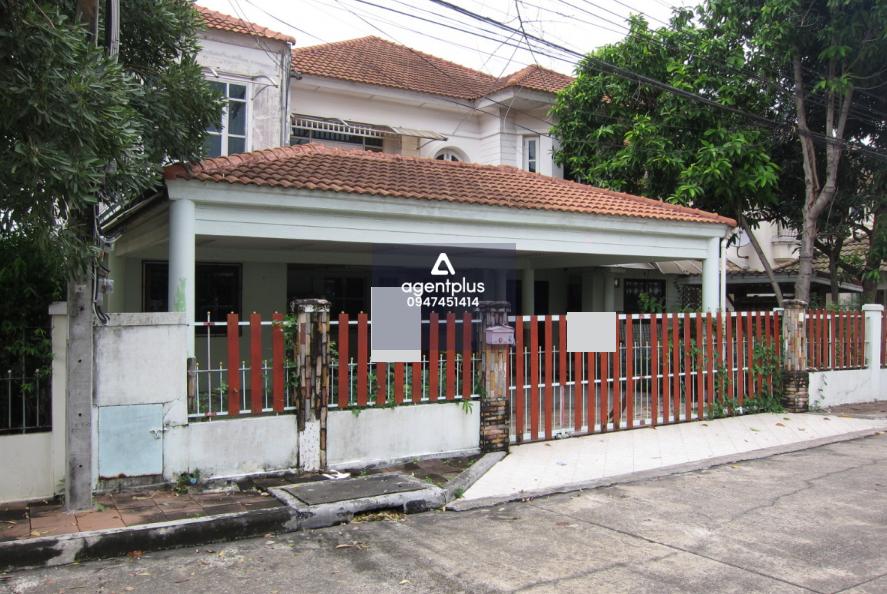 Chuan-Chuen-Chaeng-Watthana