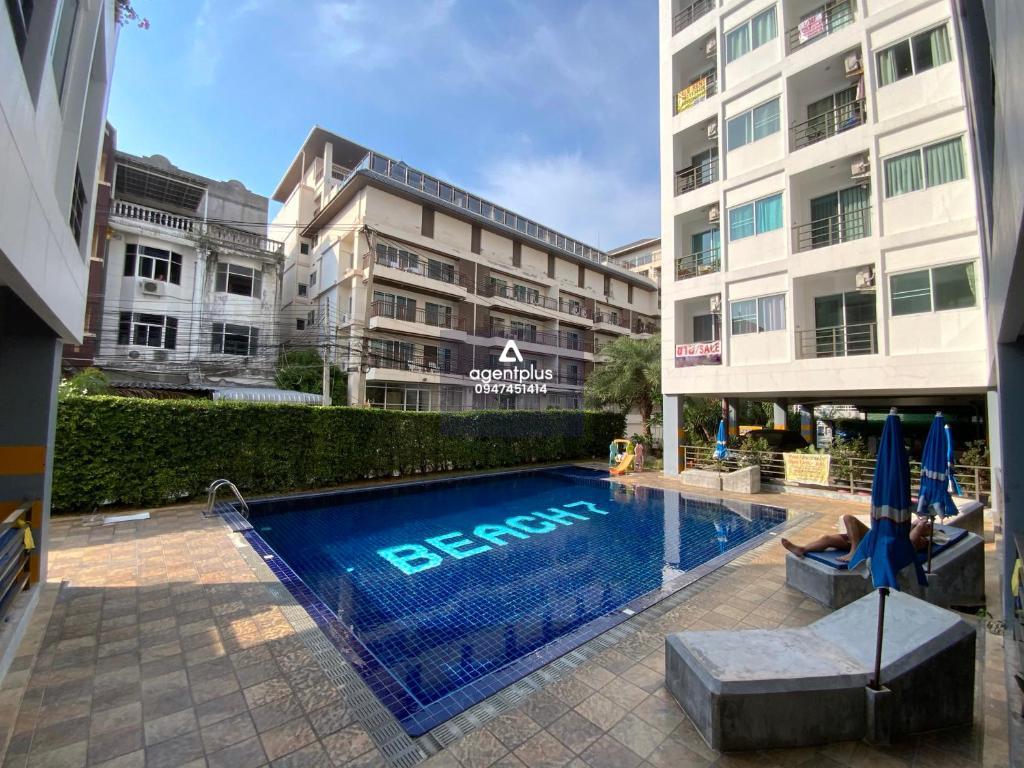 Beach-7-Condominium-PattayaBeach-7-Condominium-Pattaya