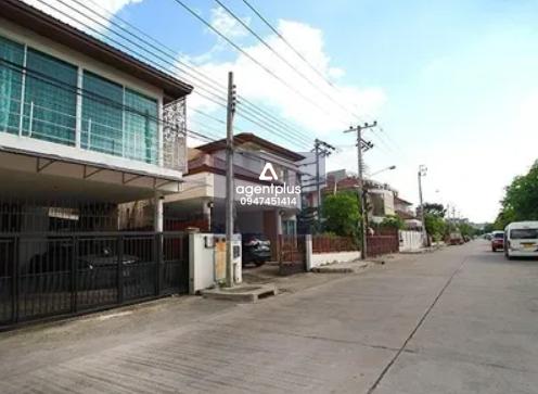 The-Green-Park-Srinakarin