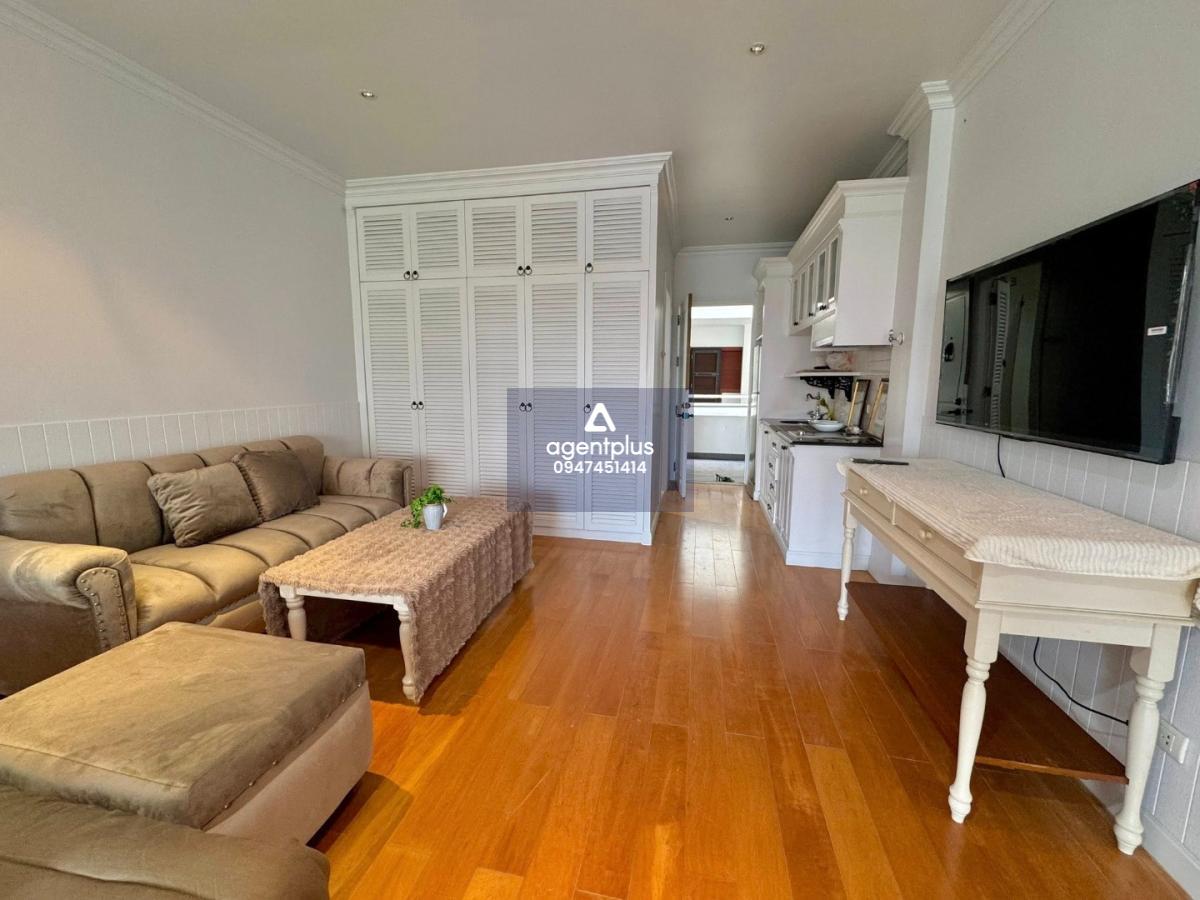 ขายคอนโด บรรยากาศเงียบสงบ เป็นส่วนตัว ห่างหาดจอมเทียนเพียง 1 กม. บ้านสวนลลนา