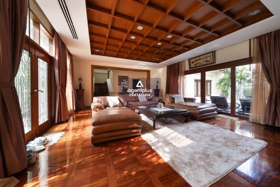 *ขายบ้านเดี่ยว 2 ชั้นพร้อมสระว่ายน้ำ View Talay Marina Private Villa พัทยา