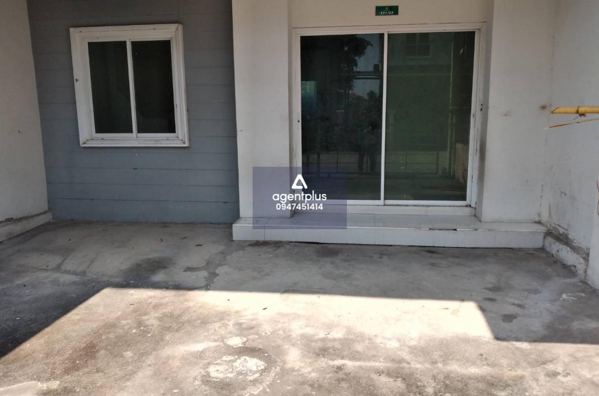 ทาวน์เฮ้าส์ 2 ชั้น หมู่บ้านเดอะเนเจอร์พาร์ค ลาดหลุมแก้ว