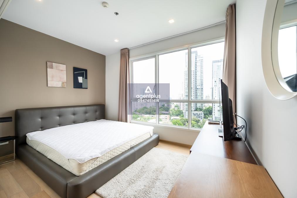 คอนโดหรูเอชคิว ทองหล่อ ใจกลางทองหล่อ! พร้อมอยู่ลงทุนหรืออยู่อาศัย ก็เหมาะที่สุด