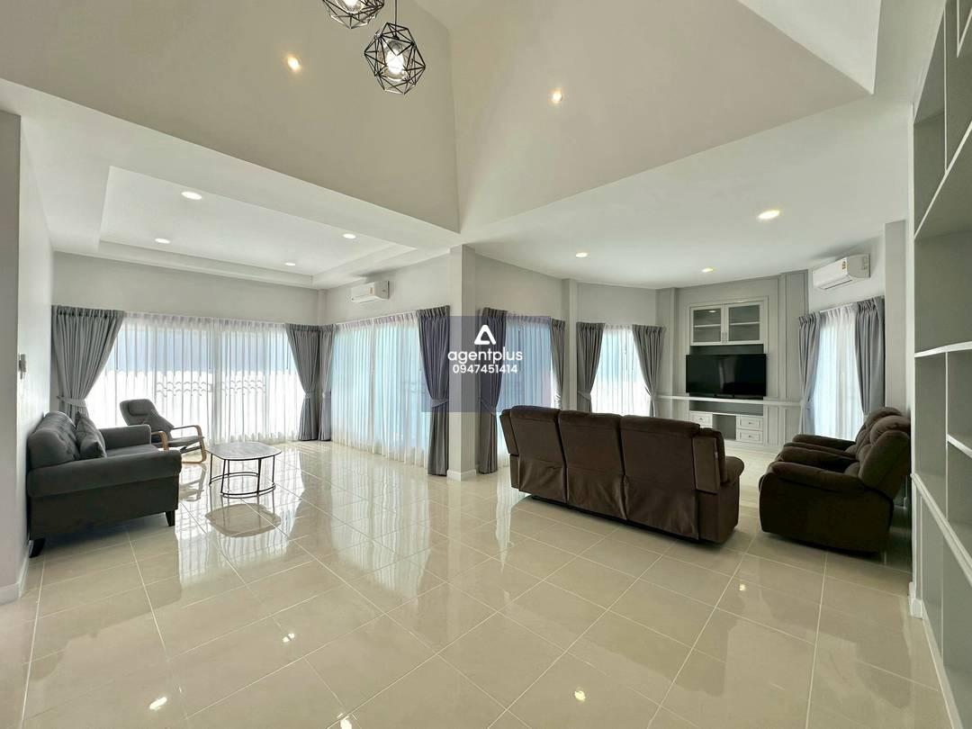 * ให้เช่าบ้านเดี่ยว-พร้อมสระว่ายน้ำส่วนตัว ในหมู่บ้าน ซอยสยามคันทรีคลับ พัทยา