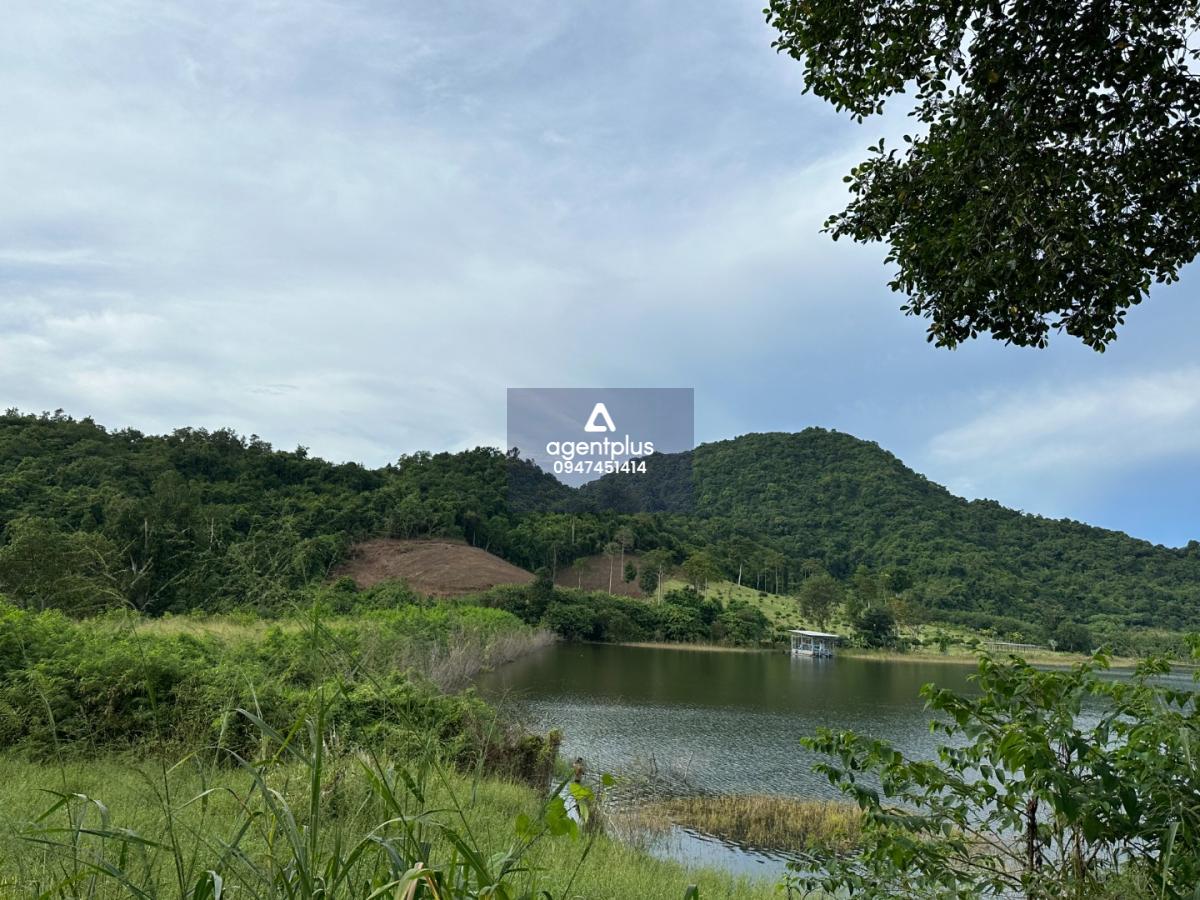 ที่ดินวิวภูเขา ติดอ่างเก็บน้ำ บรรยากาศดีเวอร์ เขาชีจจรย์ ห้วยตู้ สัตหีบ ชลบุรี