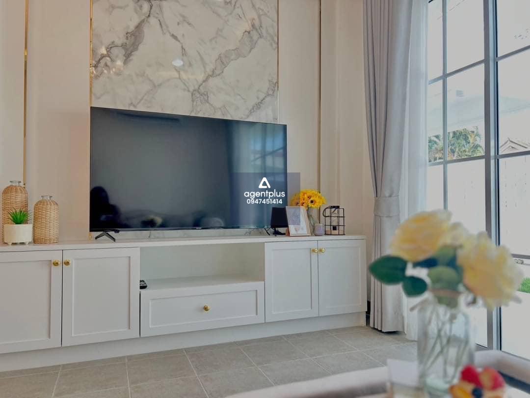 บ้านเพื่อการลงทุน ขายพร้อมสัญญาเช่า รับผ่อนตรงกับเจ้าของ ทำเลดี สยามคันทรีคลับ ใกล้ 4 แยกมิตรกมล เมืองพัทยา