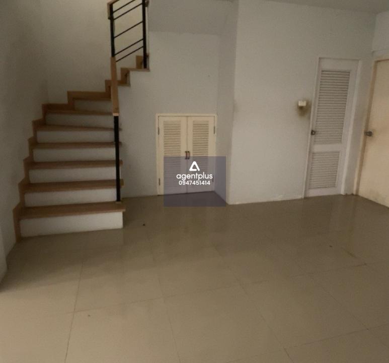 ขายบ้านทาวน์เฮ้าส์เปล่า หมู่บ้านเพอร์เฟค โซน (รังสิต-บางพูน) ถนนวัดเสด็จ – ศูนย์ศิลปาชีพบางไทร ใกล้สิ่งอำนวยความสะดวกมากมาย