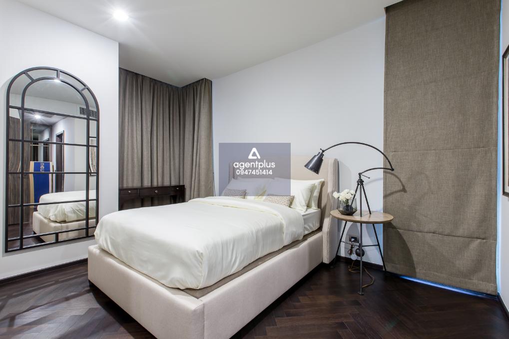 คอนโดลักชัวรี เดอะ โมนูเมนต์ สนามเป้า  ใจกลางพญาไท วิวเมืองสุดหรู ใกล้ BTS สนามเป้า