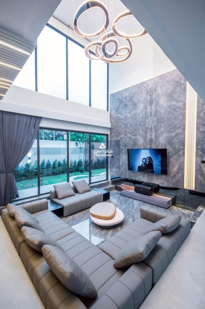 วิลล่าหรูพร้อมสระว่ายน้ำส่วนตัว ให้เช่า/ขาย 📍 หมู่บ้านนากาวารี พัทยา