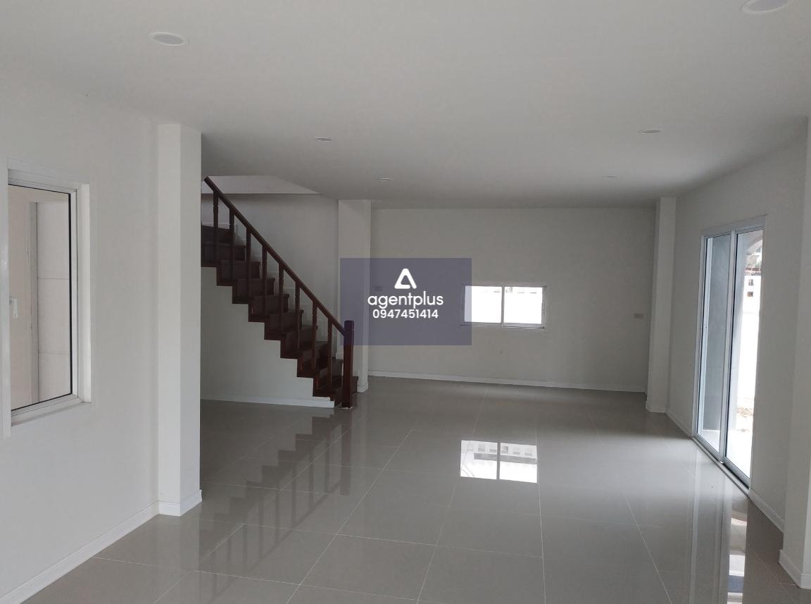 ขายบ้านเดี่ยว โครงการศิริวรรณ-ชวนชม บางบัวทอง บ้านเดี่ยว 2 ชั้น ทำเลดี โครงการติดถนนบางกรวย-ไทรน้อย การคมนาคมสะดวก เชื่อมต่อกับถนนกาญจนาภิเษก