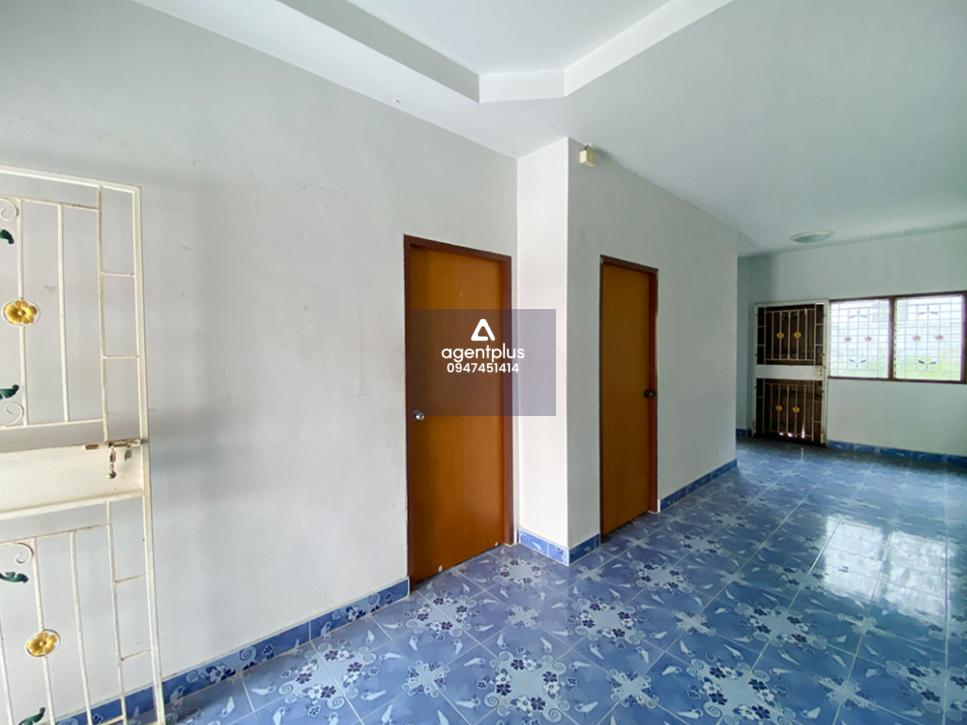 โครงการชนากาญจน์ 3 เมืองระยอง ทาวน์เฮ้าส์ชั้นเดียว ทำเลดีใกล้ถนนสุขุมวิท และตั้งอยู่ใกล้สิ่งอำนวยความสะดวก