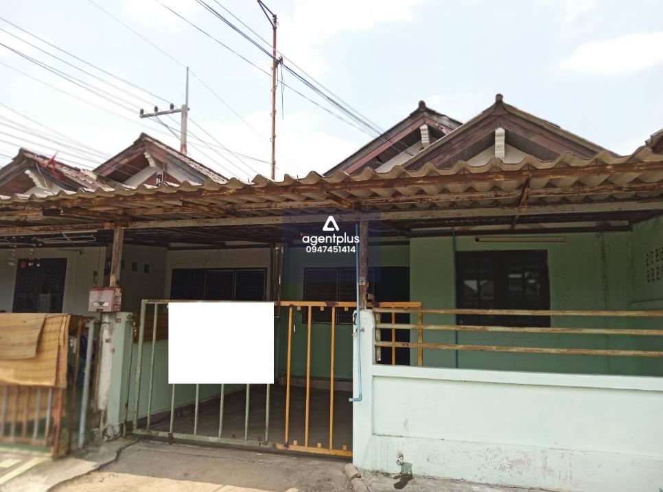 ทาวน์เฮ้าส์ โครงการชื่นสุขใจวิลเลจ ซอย 5 หมู่บ้านชื่นสุขใจวิลเลจ ห่างจาก มจพ.ระยองประมาณ 300 เมตร ตั้งอยู่ในแหล่งชุมชน