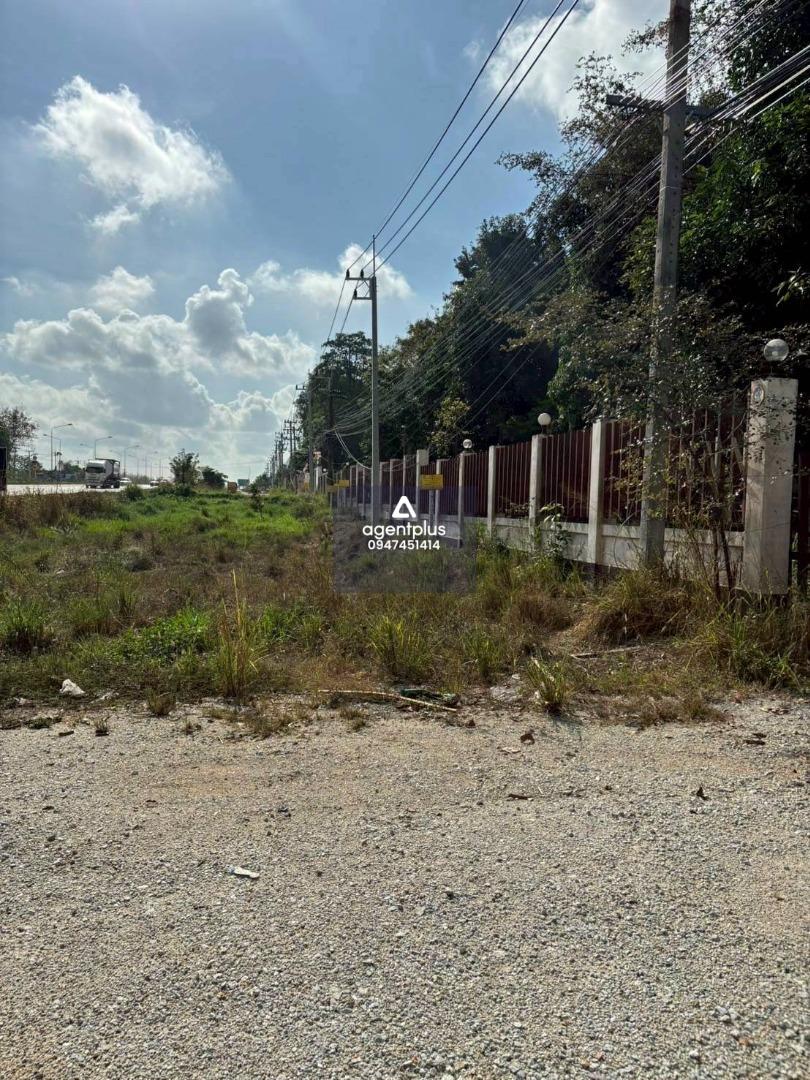 *ขายโกดังพื้นที่ใหญ่ ติดถนนสาย 36 พัทยา–กระทิงลาย ชลบุรี