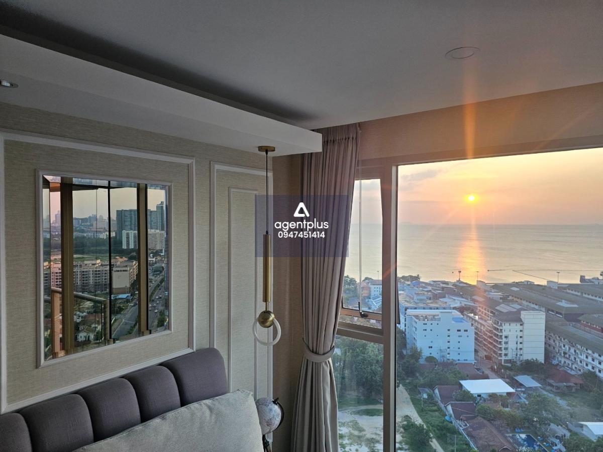 ขาย  The Riviera Jomtien, Pattaya  คอนโดราคาพิเศษ วิวทะเล ห้องพร้อมเข้าอยู่ 