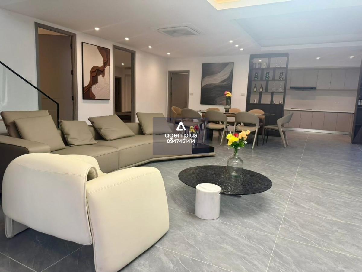 ขายพูลวิลล่าใหม่ สไตล์โมเดิร์น ในจอมเทียน!  ทำเลดีเยี่ยมและสิ่งอำนวยความสะดวกครบ