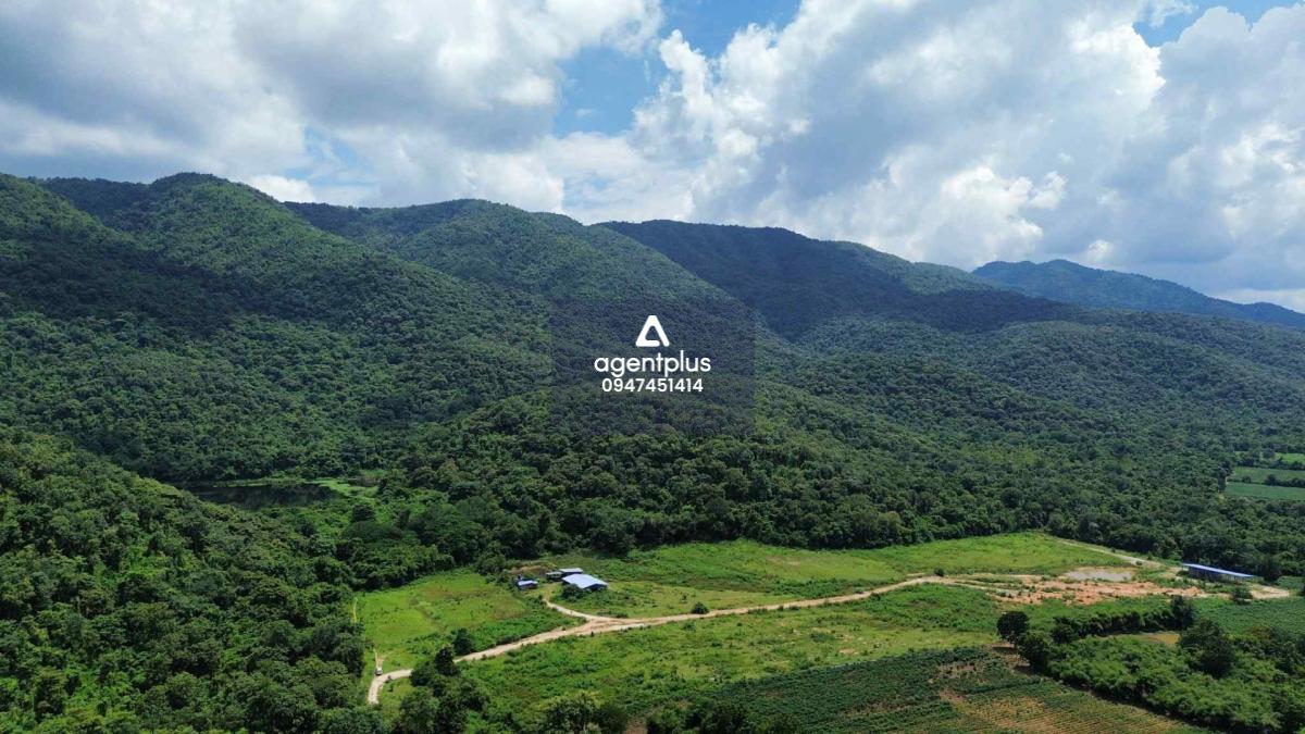 *ขายที่ดินพร้อมสิ่งปลูกสร้างติดภูเขา อ่างเก็บน้ำบนช่องเขา สว่างอารมณ์ อุทัยธานี