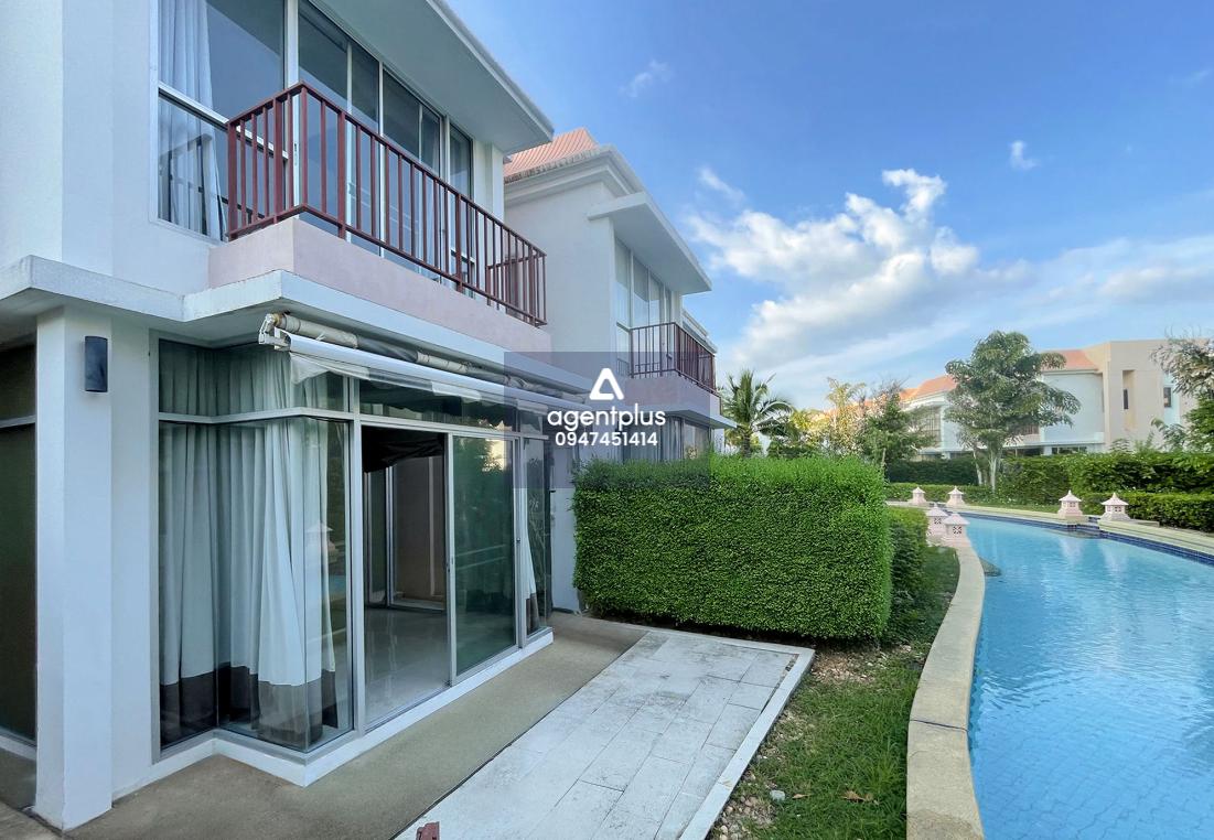 ขายทาวน์เฮ้าส์ 2 ชั้น โครงการโบ๊ทเฮ้าส์ ชะอำ เพชรบุรี ติดถนนเพชรเกษมสายใน ห่างจากถนนเพชรเกษม ทล.4 ช่วง กม.208+200 ประมาณ 400 ม.