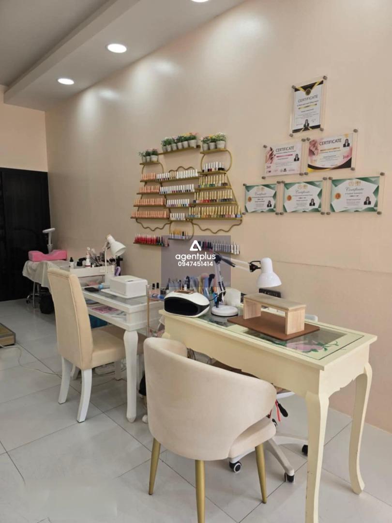 เซ้งร้านทำเล็บต่อขนตาพัทยากลาง ร้านสวยทำเลดีมาก