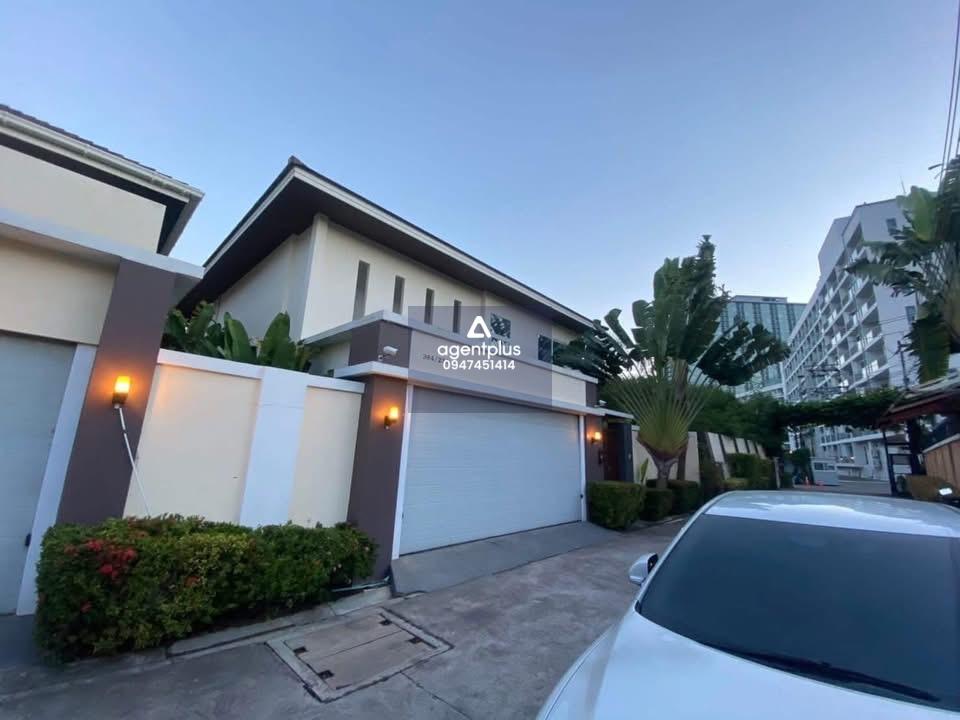 หมู่บ้านทรอปิคาน่า 