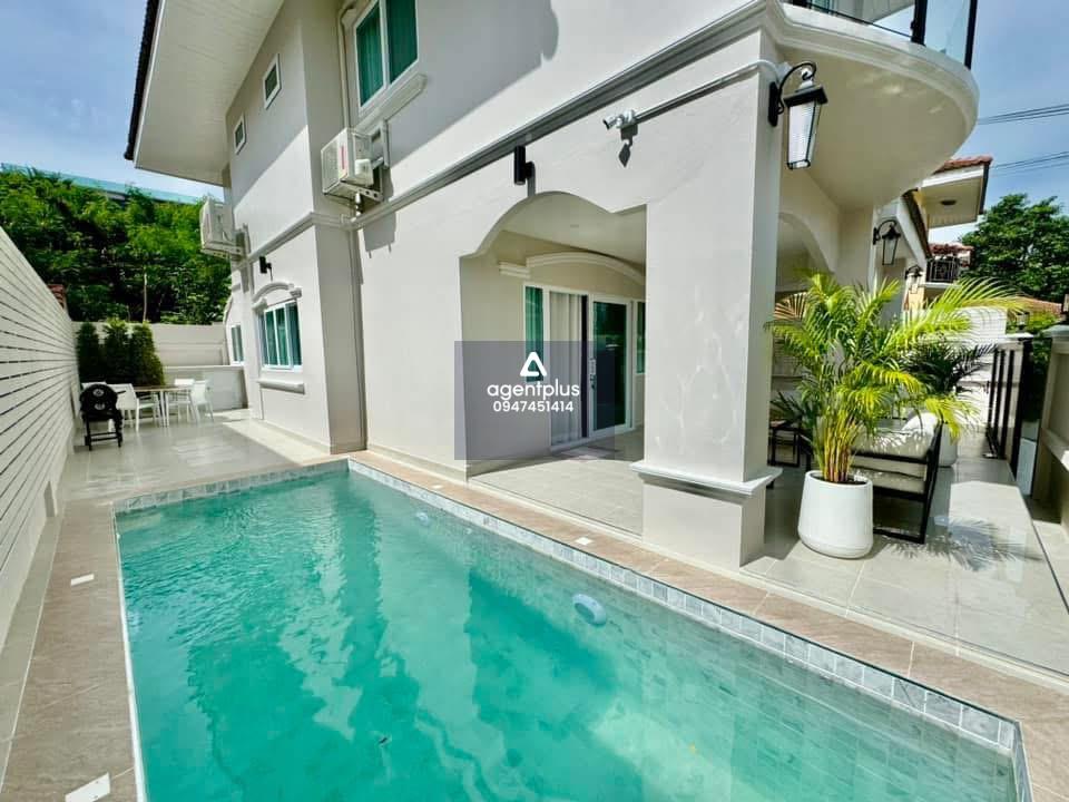 บ้านเดี่ยวหรู ทำเลพัทยาเหนือ ใกล้ Terminal 21 เพียง 1.3 กม. | 4 ห้องนอน พื้นที่ใช้สอย 350 ตร.ม. | ราคา 13.9 ลบ.