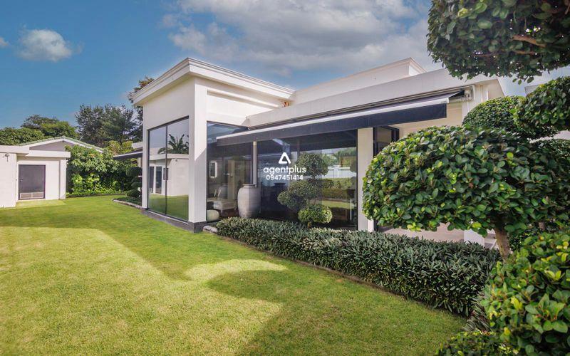 ขายบ้านพูลวิลล่าใกล้อ่างเก็บน้ำมาบประชัน พื้นที่ใหญ่ มีสระว่ายน้ำส่วนตัว ทำเลดี ไม่มีรถวิ่งไปมา พัทยา