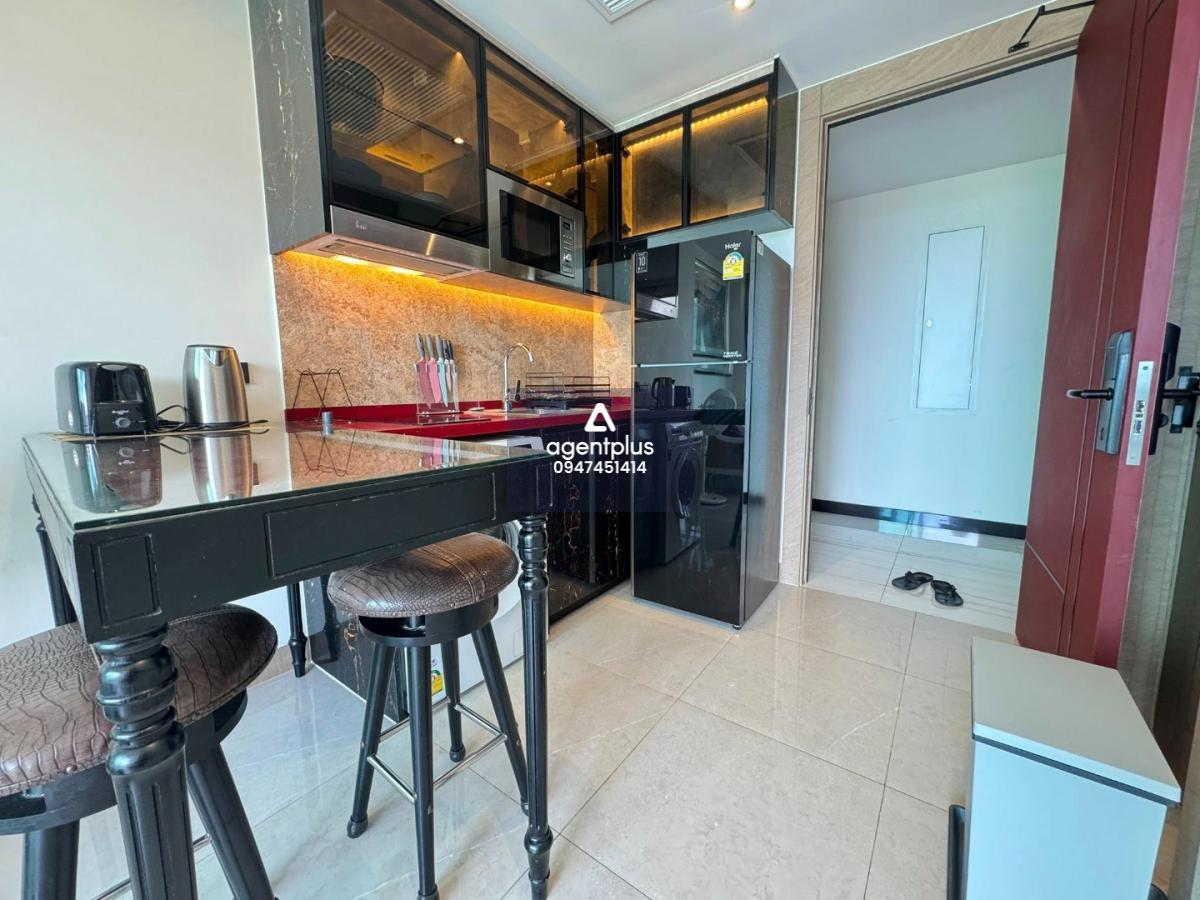 *ให้เช่าคอนโดวิวทะเลและเมือง เดอะ ริเวียร่า โอเชี่ยน ไดร์ฟ พัทยา