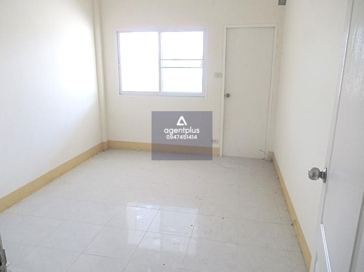 ขายอาคารพาณิชย์ 2 ชั้น จำนวน 2 คูหา ปรับปรุงใหม่ การคมนาคมสะดวก อยู่ในย่านชุมชนบ้านหัวฝาย และพาณิชย์กรรม