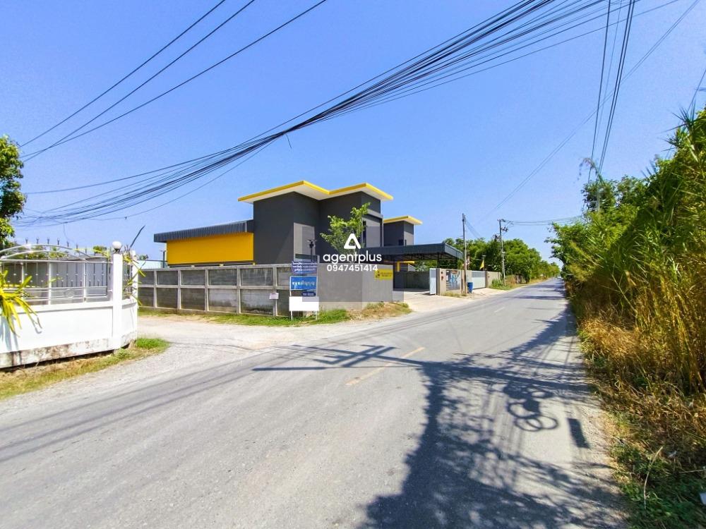 //ขายที่ดินถมแล้ว แปลงใหญ่ 8-2-62 ไร่ ลาดหลุมแก้ว ปทุมธานี หน้ากว้าง 159 ม. ใกล้โรงงาน เหมาะโกดัง / คลังสินค้า / โรงงาน