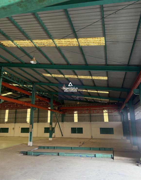 ให้เช่าโรงงานทำเลดี ย่านพระราม 2 กม 42 จ.สมุทรสาคร ติดถนนใหญ่พระราม2 พร้อมเข้าอยู่!!!!