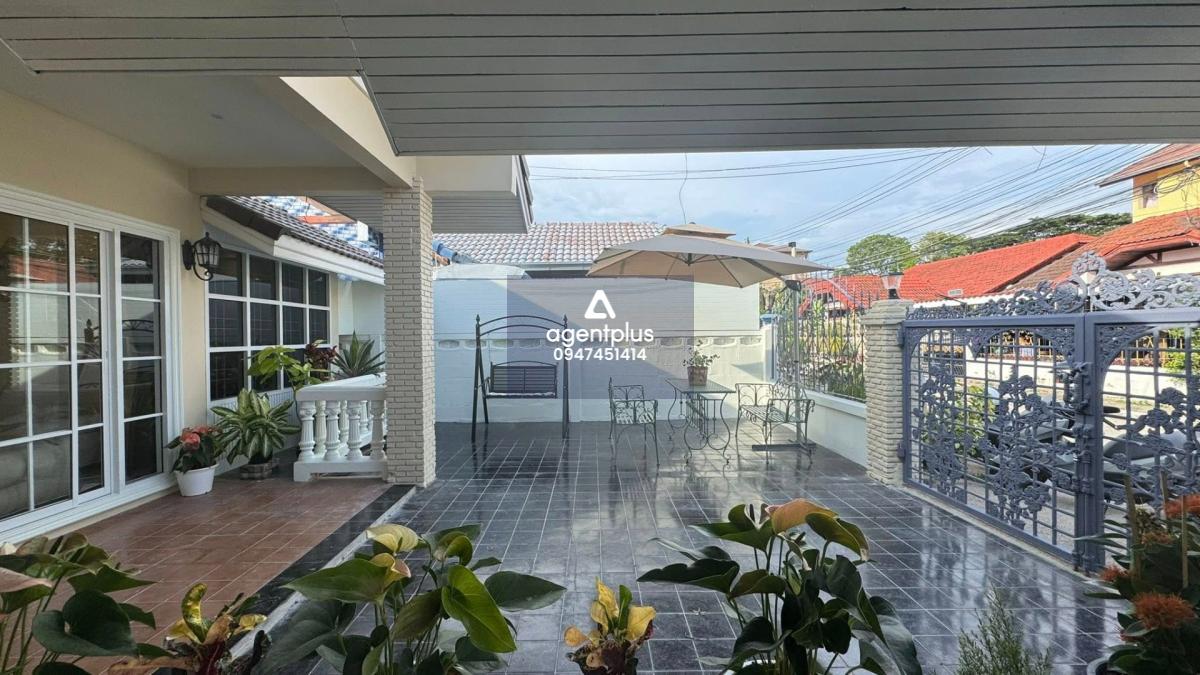 *ขายบ้านฝั่งทะเล หมู่บ้าน แสงชัยวิลล่า พัทยาใต้ ใกล้ทะเลพัทยาเพียง 7 นาที