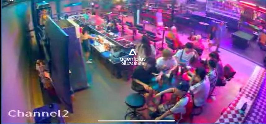 เซ้งกิจการบาร์ ทำเลดีที่สุดในย่านนี้ ติดห้างเซ็นทรัลใกล้ชายหาด ลูกค้าแน่นทั้งกลางวันและกลางคืน  พร้อมเปิดดำเนินการต่อได้ทันที 