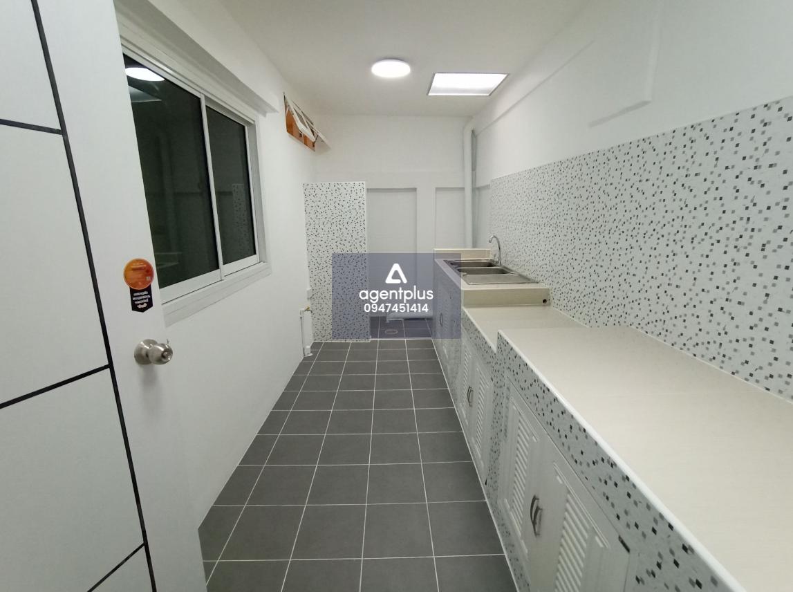 ขายทาวน์เฮ้าส์ 3 ชั้น โครงการรีสอร์ทต้า วัชรพล ปรับปรุงใหม่ ทำเลศักยภาพ เดินทางสะดวก ใกล้ทางด่วน