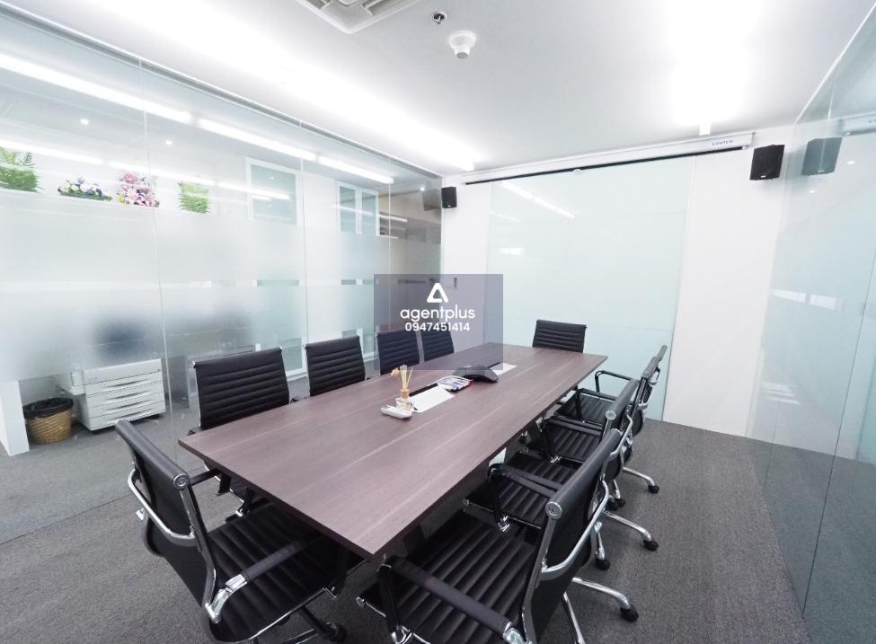 ให้เช่า เซอร์วิสออฟฟิศ พร้อมเฟอร์นิเจอร์ กับ บริการ บนเอกมัย -วิวสวย