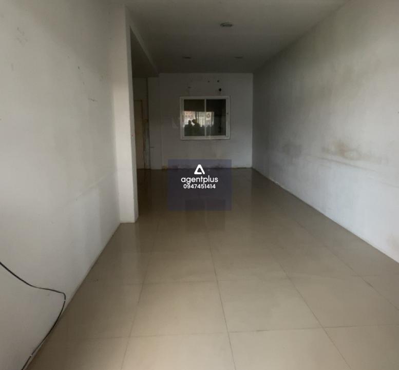 ขายบ้านทาวน์เฮ้าส์เปล่า หมู่บ้านเพอร์เฟค โซน (รังสิต-บางพูน) ถนนวัดเสด็จ – ศูนย์ศิลปาชีพบางไทร ใกล้สิ่งอำนวยความสะดวกมากมาย