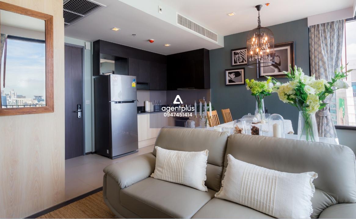 *ขาย / เช่า Edge Sukhumvit 23 Condo ห้องสวย ตกแต่งครบ วิวสระ