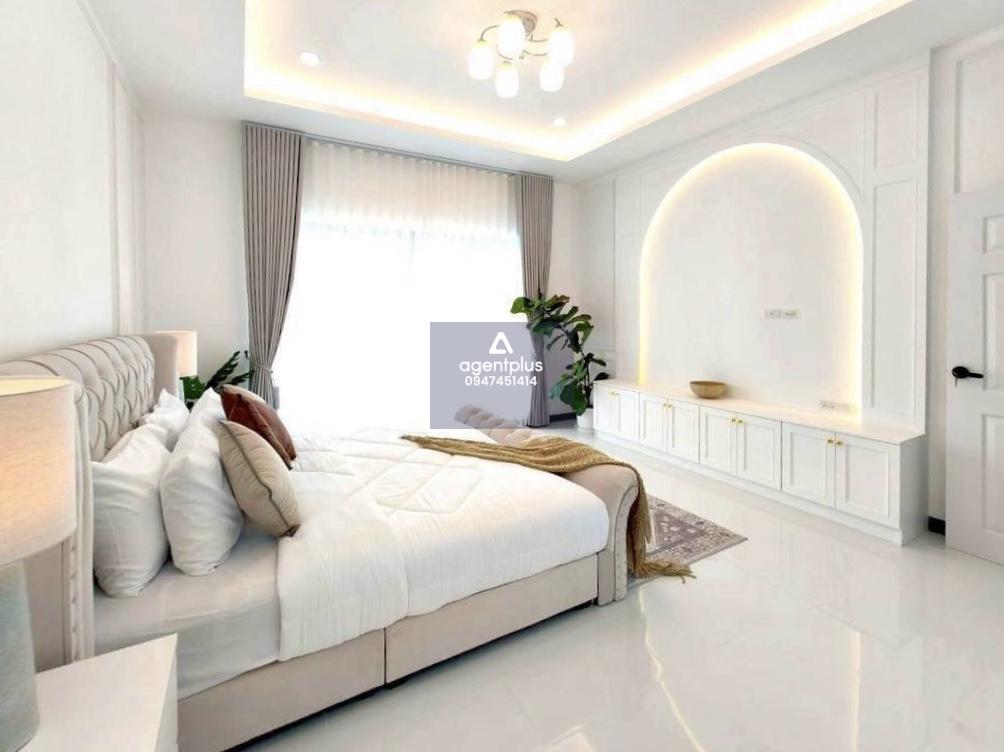 *บ้านใหม่ให้เช่า! พูลวิลล่า 2 ชั้น สวยหรู พร้อมอยู่ 