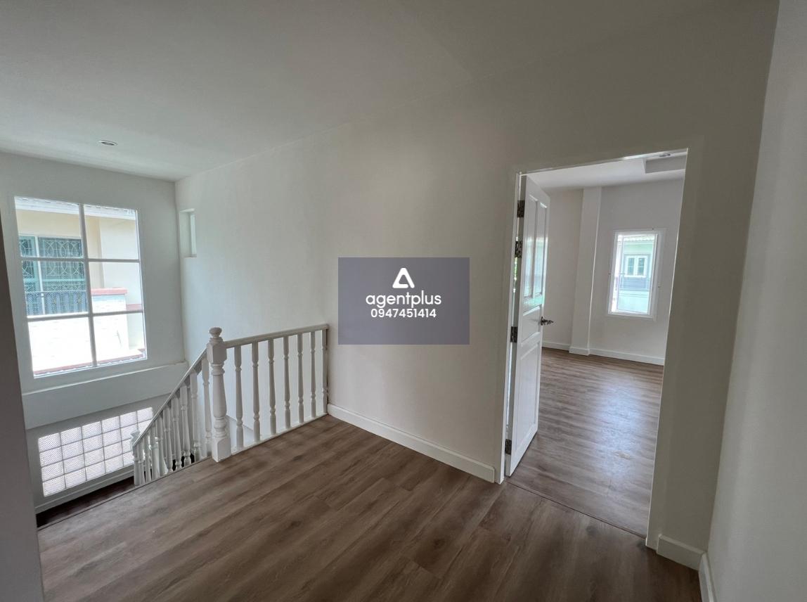 ขายบ้านเดี่ยว 2 ชั้น ทำเลดีเข้า-ออกได้จาก ถนนเต็มรัก-บางบัวทอง (ซอยวัดลาดปลาดุก) โครงการธนกร ซอยวัดลาดปลาดุก ปรับปรุงใหม่