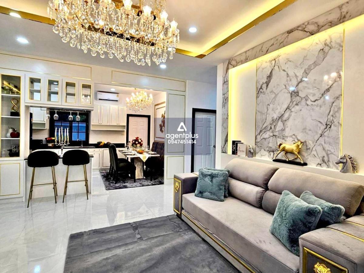 บ้านสวยทำเลดี ใกล้สุขุมวิท  รับผ่อนตรงเจ้าของ เลียบทางรถไฟ เมืองพัทยา