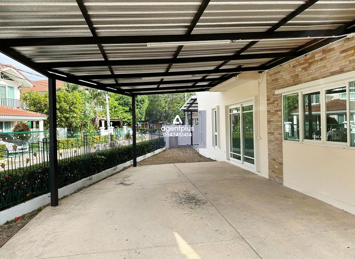 ขายบ้านเดี่ยว 2 ชั้น พร้อมสระว่ายน้ำ ศุภาลัยวิลล์ เชียงใหม่ เหมาะสำหรับครอบครัวที่กำลังมองหาบ้านพร้อมอยู่ ทำเลดี ใกล้สิ่งอำนวยความสะดวก