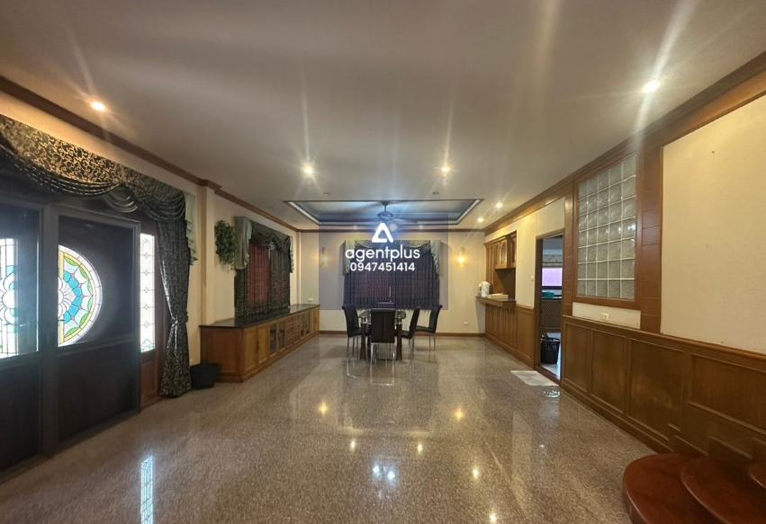 ให้เช่า/ขาย พูลวิลล่าหรูพัทยา พื้นที่ใหญ่ 1 ไร่ 2 งาน ใกล้มอเตอร์เวย์