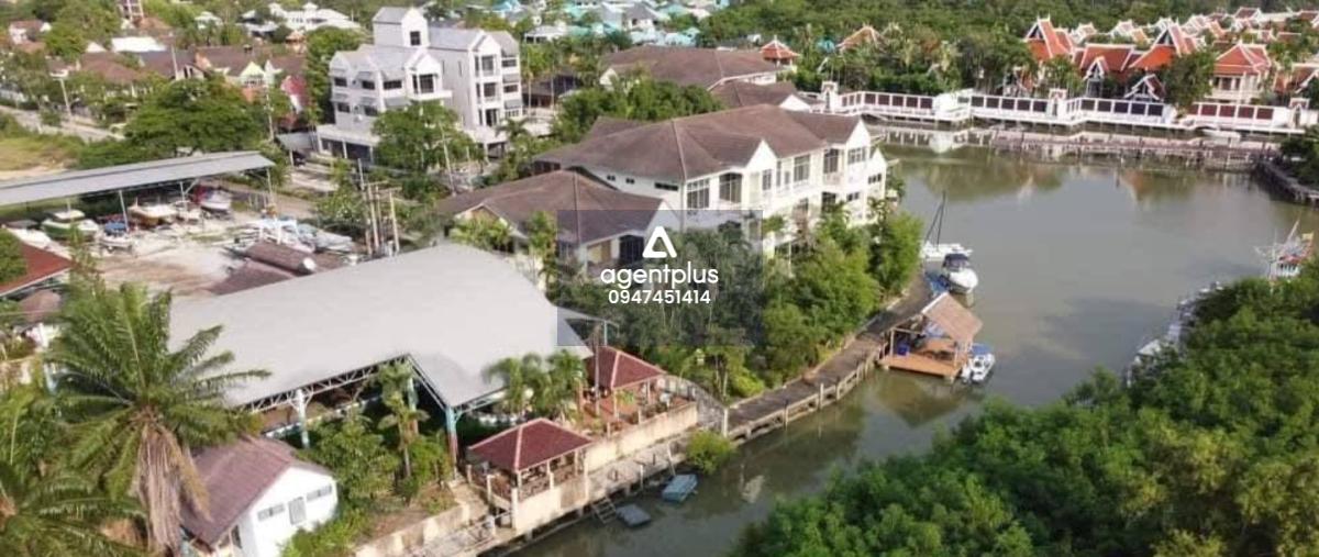 ขายบ้านเดี่ยวชั้นเดียว สไตล์รีสอร์ท พร้อมที่จอดเรือส่วนตัว ทำเลนาจอมเทียน – สัตหีบ