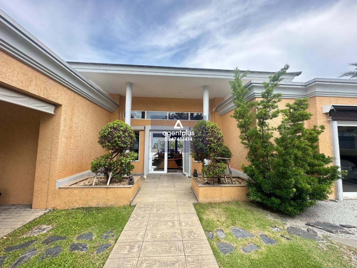 หมู่บ้านสยามรอยัลวิว เขาตาโล 