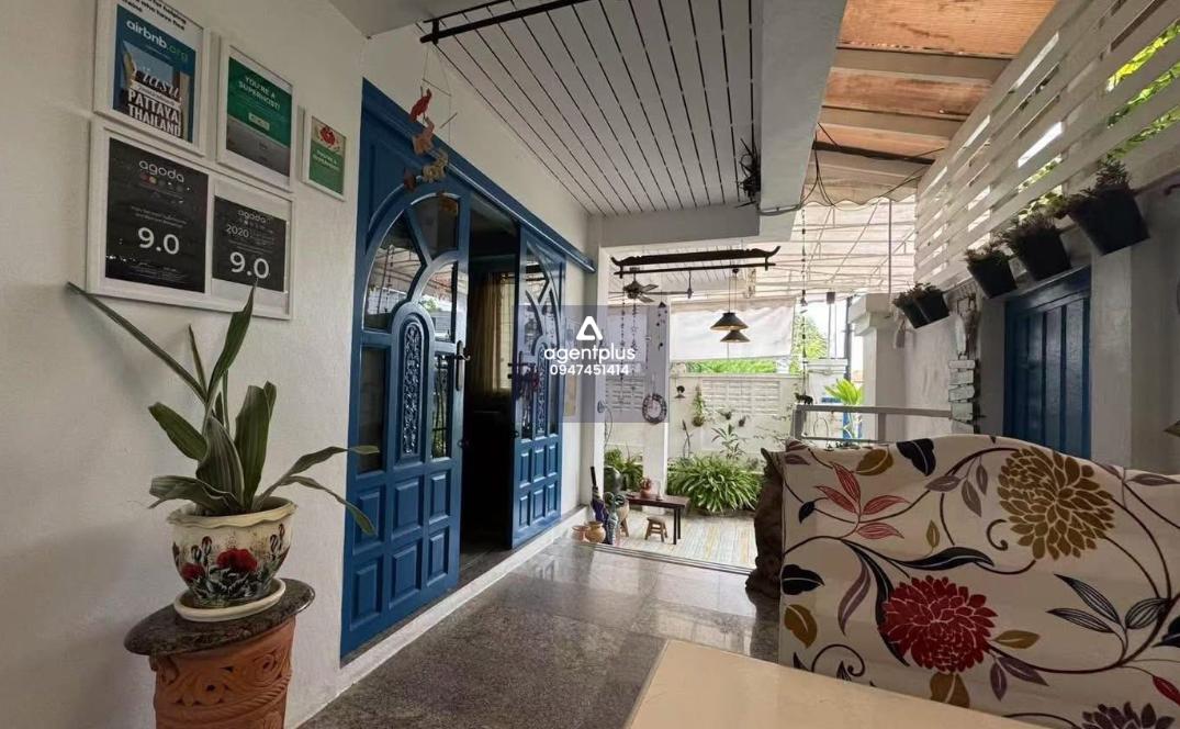 ขายกิจการ Guest House และ Apartment บนทำเลทองใกล้หาดจอมเทียน และ ใกล้ร้านอาหาร ปูเป็น พัทยา สามารถเดินจากที่ตั้ง ไปยังทะเลเพียง 1-2 นาที