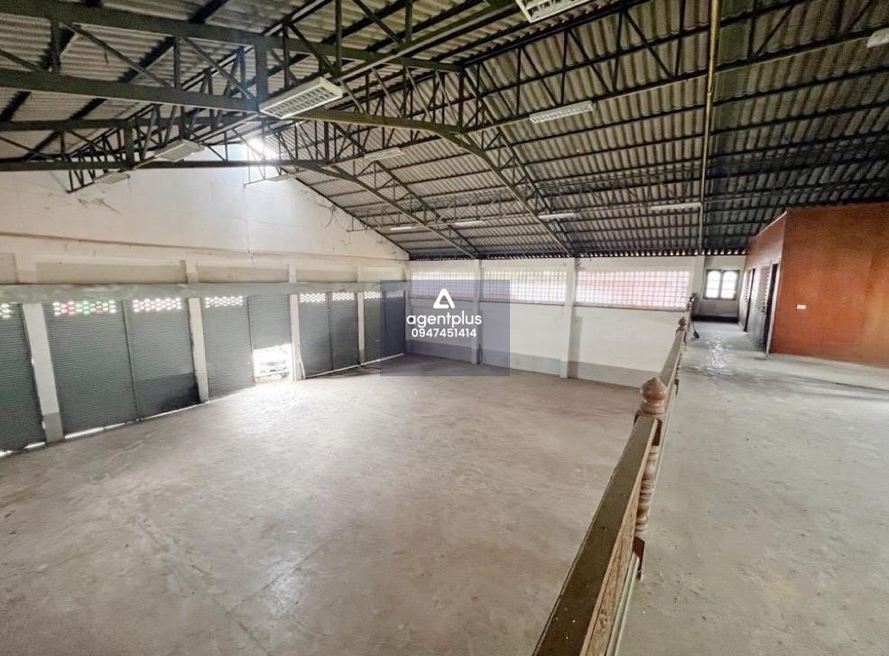 ขายโรงงาน น่าน ลักษณะโกดังเก็บสินค้า 1.5 ชั้น อยู่ติดถนนสาย น่าน-ทุ่งช้าง การคมนาคมสะดวก