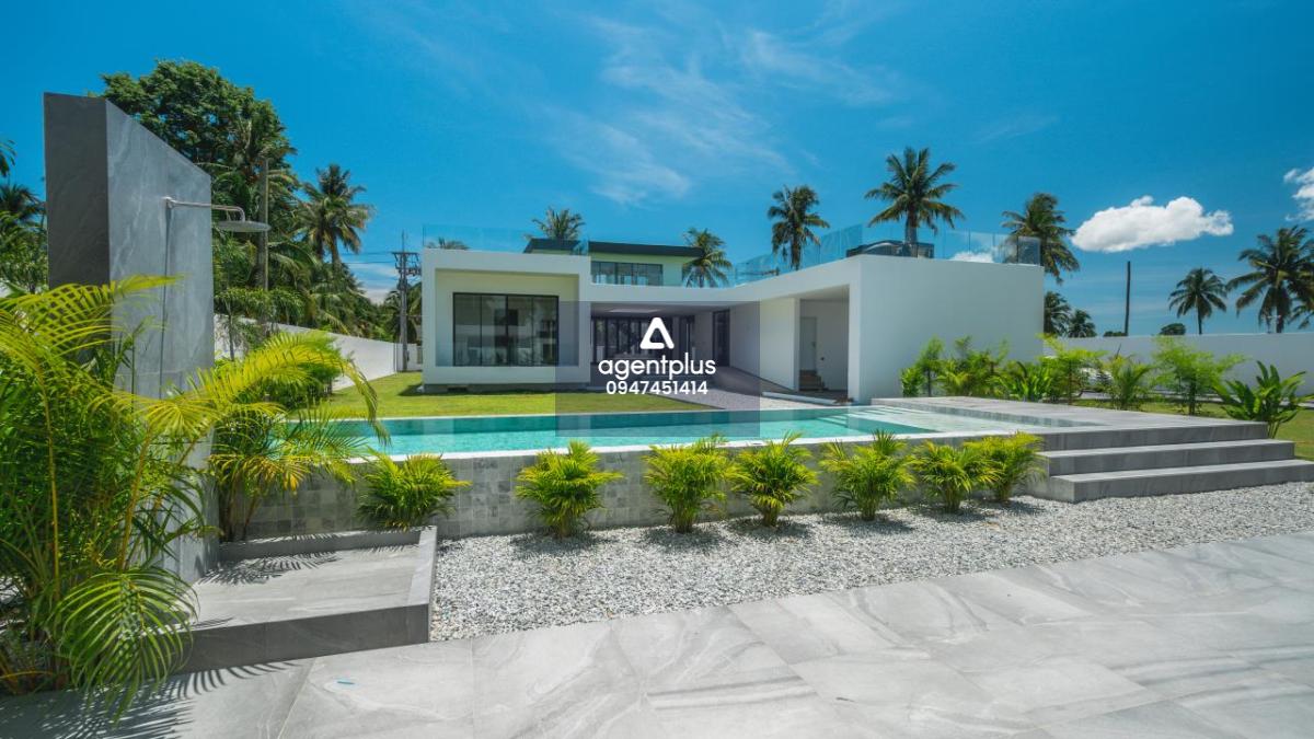 วิลล่าสุดหรู สุดทันสมัย เงียบสงบสำหรับการพักผ่อน  บนที่ดินขนาด ขนาด 2 ไร่ พิกัด ห้วยใหญ่ พัทยา