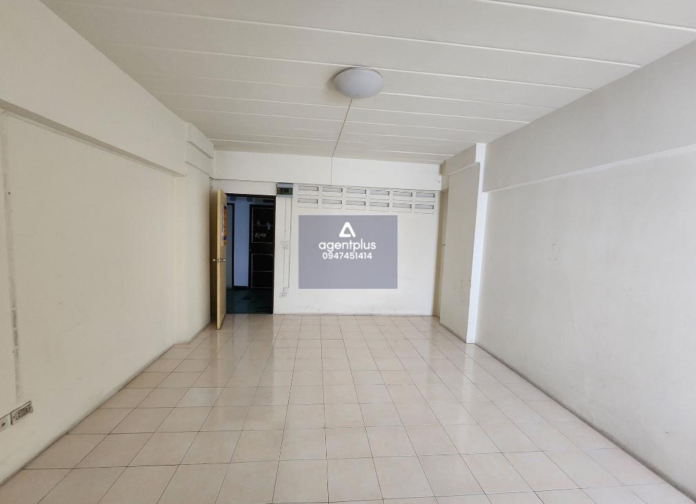 ขายคอนโดมิเนียมทำเลดี ตั้งอยู่ติดถนนบางบัวทอง-บางพูน(ซ่อมสร้าง) คมนาคมสะดวก โครงการเอกธานีคอนโดทาวน์ (บางพูน) ปทุมธานี