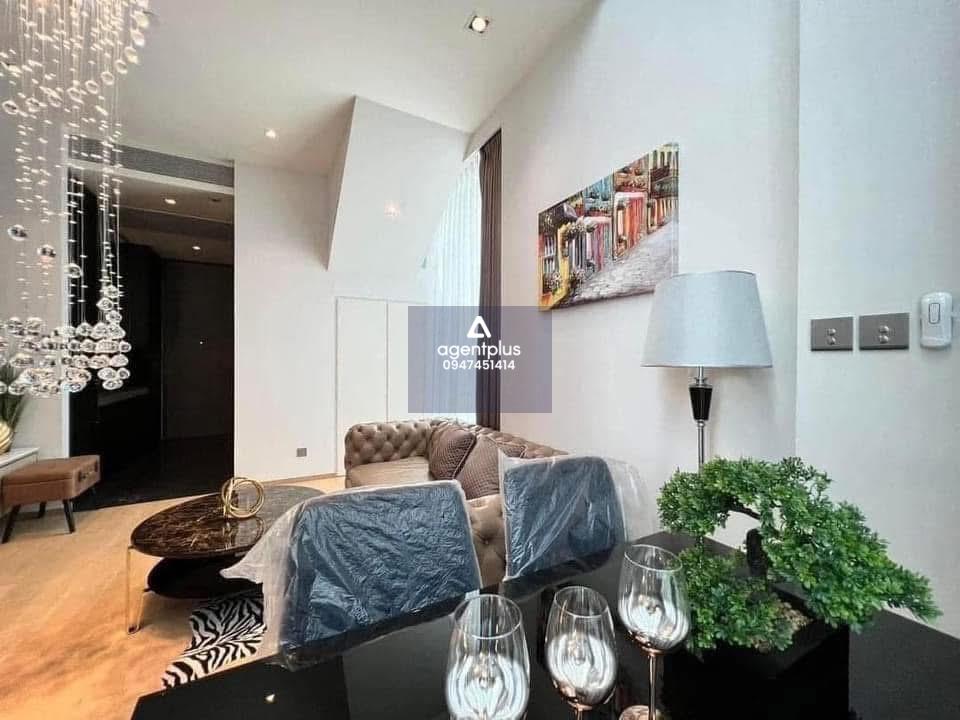 ให้เช่าคอนโดหรู 28 Chidlom ห้องมุม duplex เฟอร์ครบ ใกล้บีทีเอสเพียง300เมตร