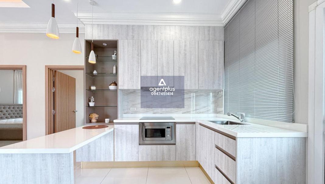 พูลวิลลาในโครงคุณภาพ ออกแบบได้ครบทุกฟังก์ชันการใช้งาน ตกแต่งด้วยเฟอร์นิเจอร์อย่างดี หรูหรา ทันสมัย  ชุมชนดี สังคมดี บรรยากาศน่าอยู่ โอบล้อ ด้วยธรรมชาติ และใกล้แหล่งท่องเทียวมากมาย