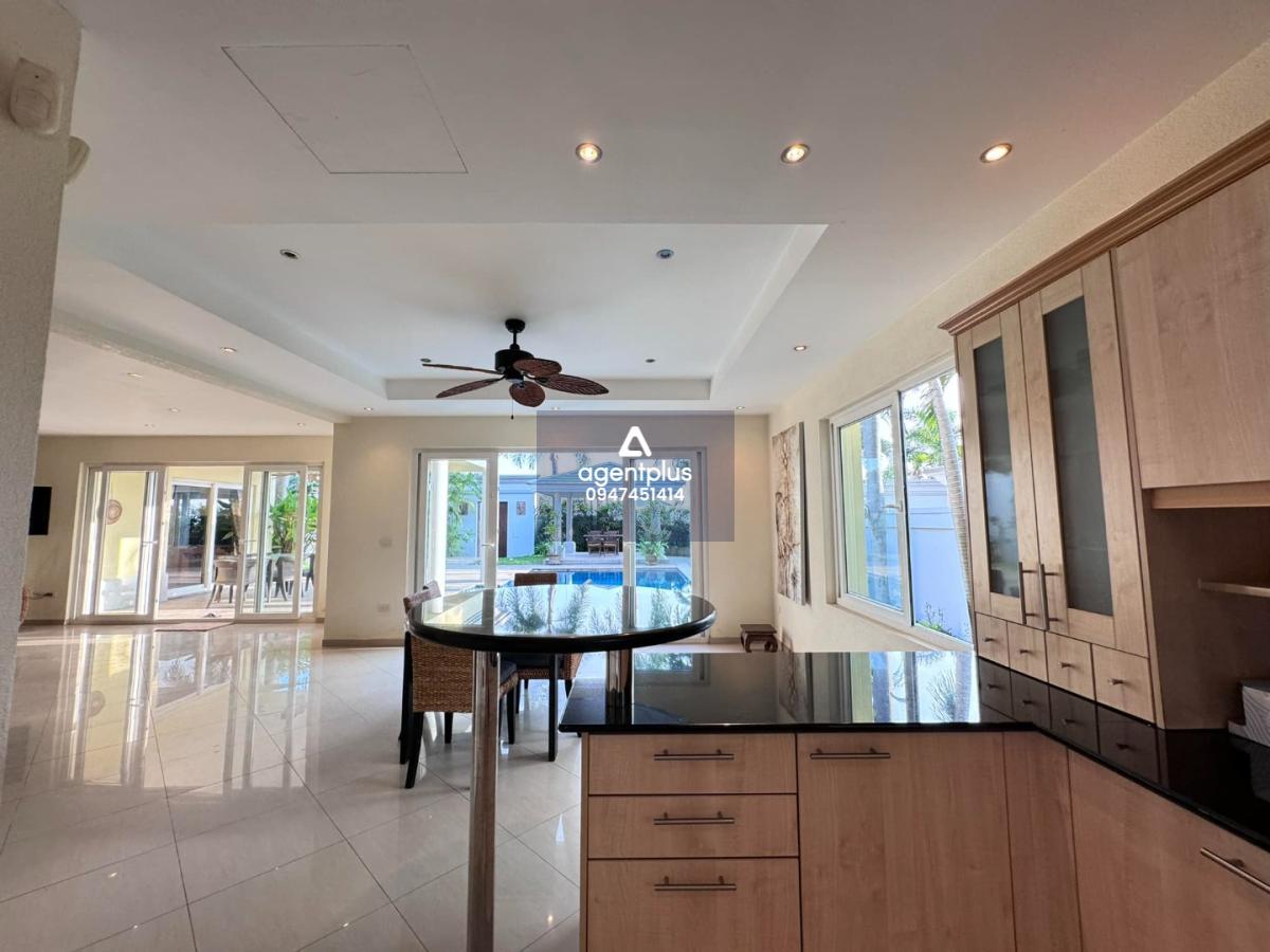 # ว่างให้เช่า บ้านพูลวิลล่าในโครงการ Siam Royal View พัทยา 